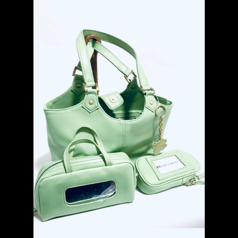 COPY - Croft Barrow Purse , 3 piece, green pocket book and sunglasses Gold  acc…